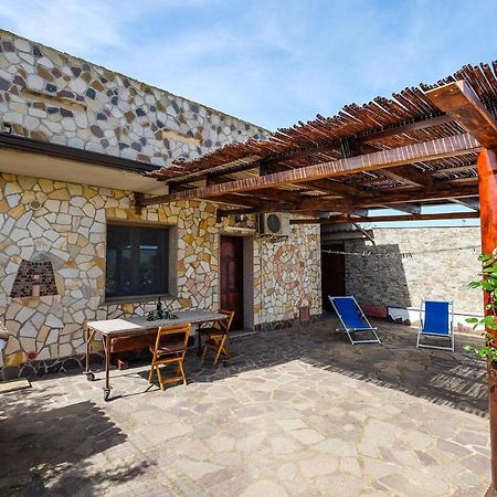 Apartment Nuraghe, Barrierefrei, Auf Olivenhain Gonnesa Buitenkant foto