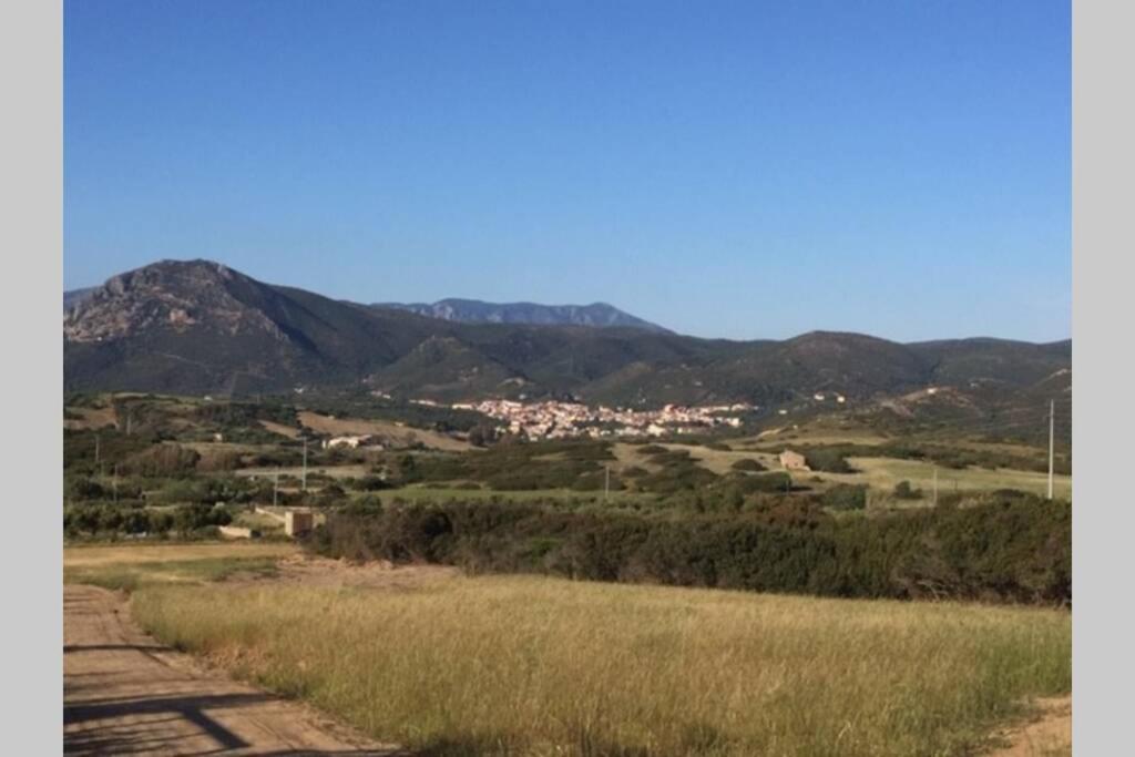 Apartment Nuraghe, Barrierefrei, Auf Olivenhain Gonnesa Buitenkant foto