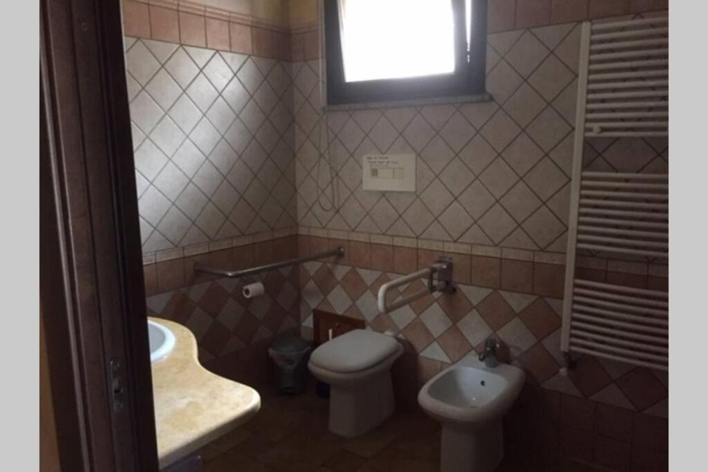 Apartment Nuraghe, Barrierefrei, Auf Olivenhain Gonnesa Buitenkant foto